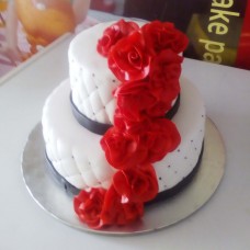 2 Tier Roses Fondant Wedding Cake